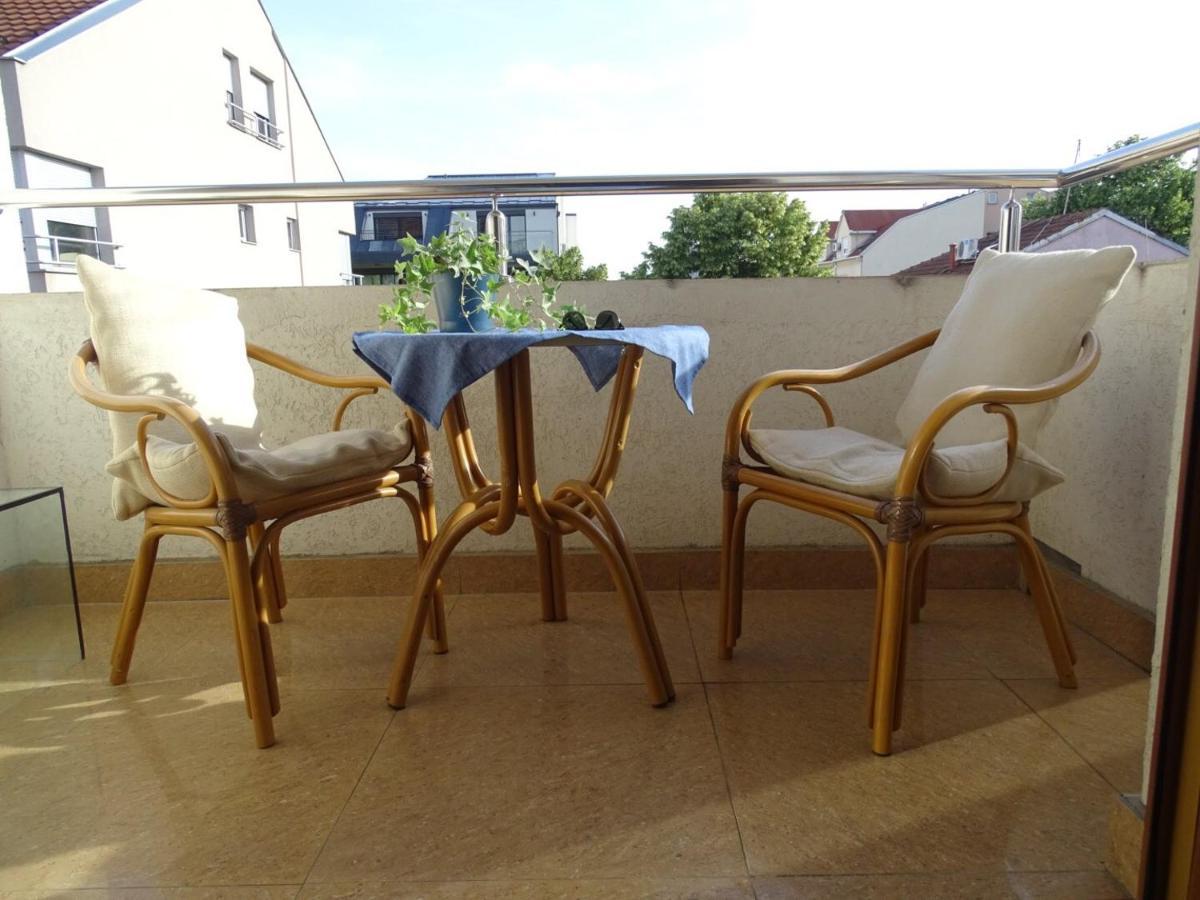 Blue Apartment Belgrado Exterior foto